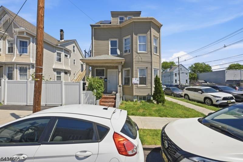 E 19Th St Paterson City New Jersey Multi-Story