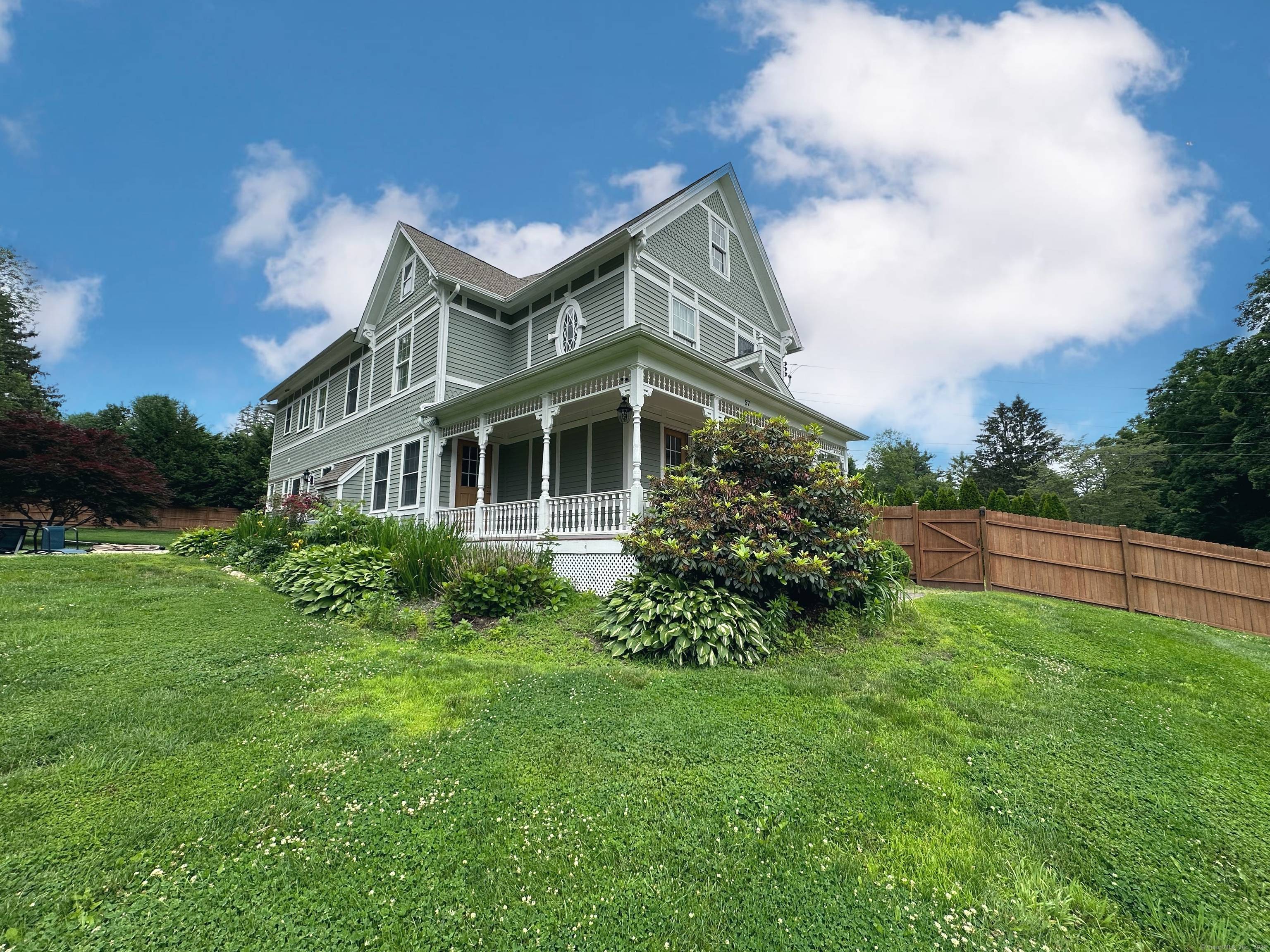 Fabulous 1880's antique colonial home that has been completely remodeled stem to stern including mechanicals.