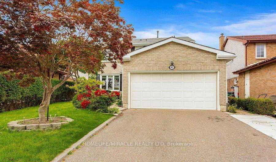 Your Search Is Over ! Spacious, Bright, 4Br Home In Desired Westgate Community, Close To Great Schools, Parks, Shopping, Major Highways amp ; Public Transportation.