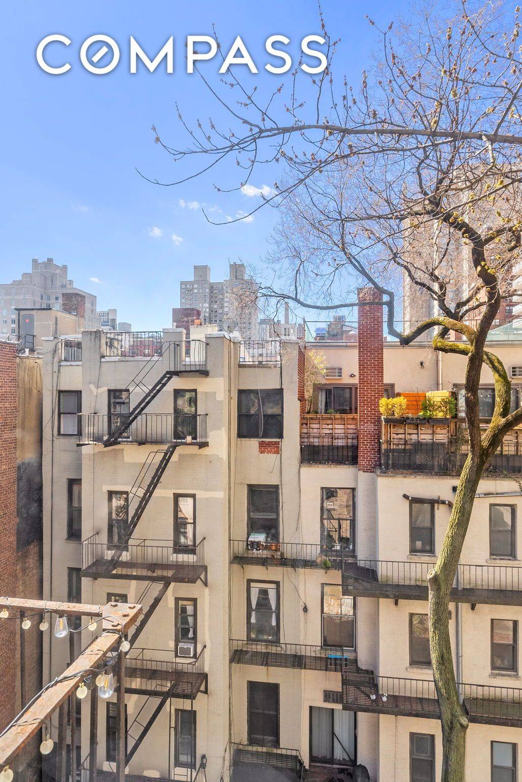 Bright amp ; Elegant Yorkville Gem Steps from Carl Schurz Park !