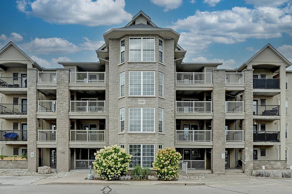 Condo Living at its best !