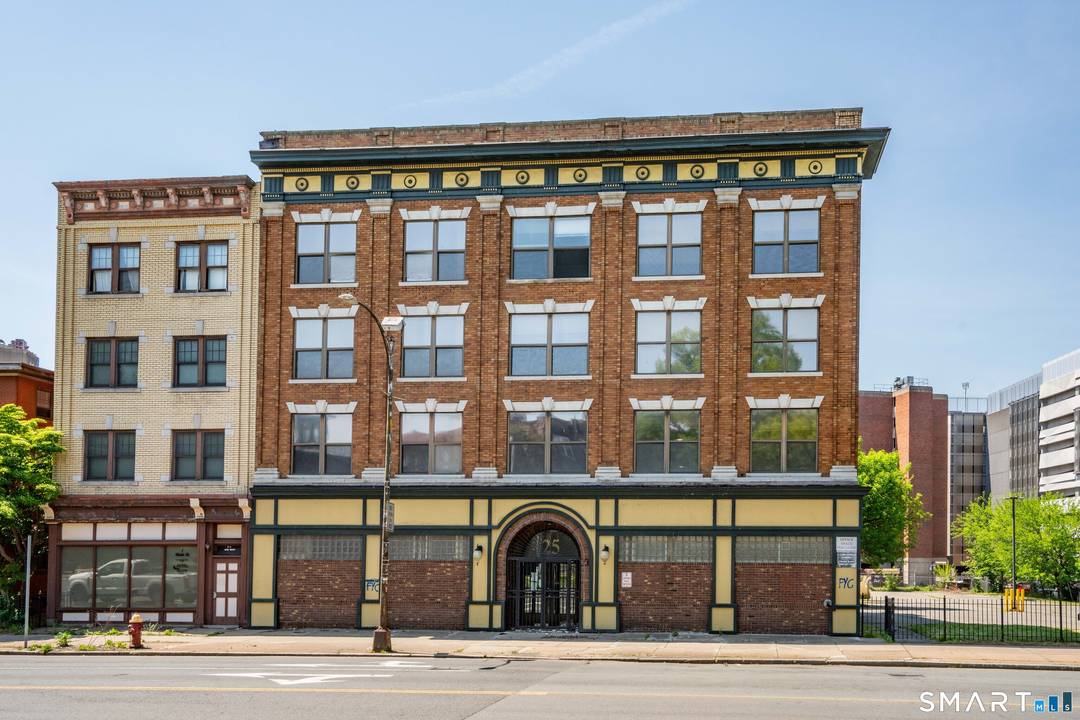 Welcome to 25 Main Street, a four story masonry Class B professional office building in downtown Hartford, sitting directly adjacent to the Hartford Hospital campus and surrounded on three sides ...