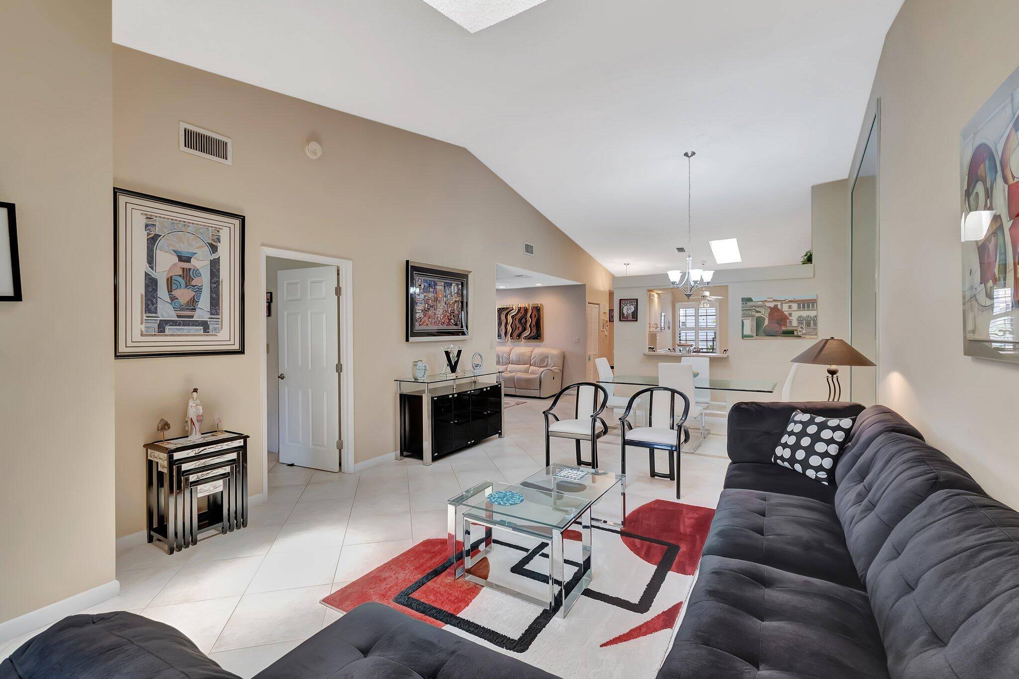 HUNTINGTON POINTE SUPER ACTIVE ADULT COMMUNITY.