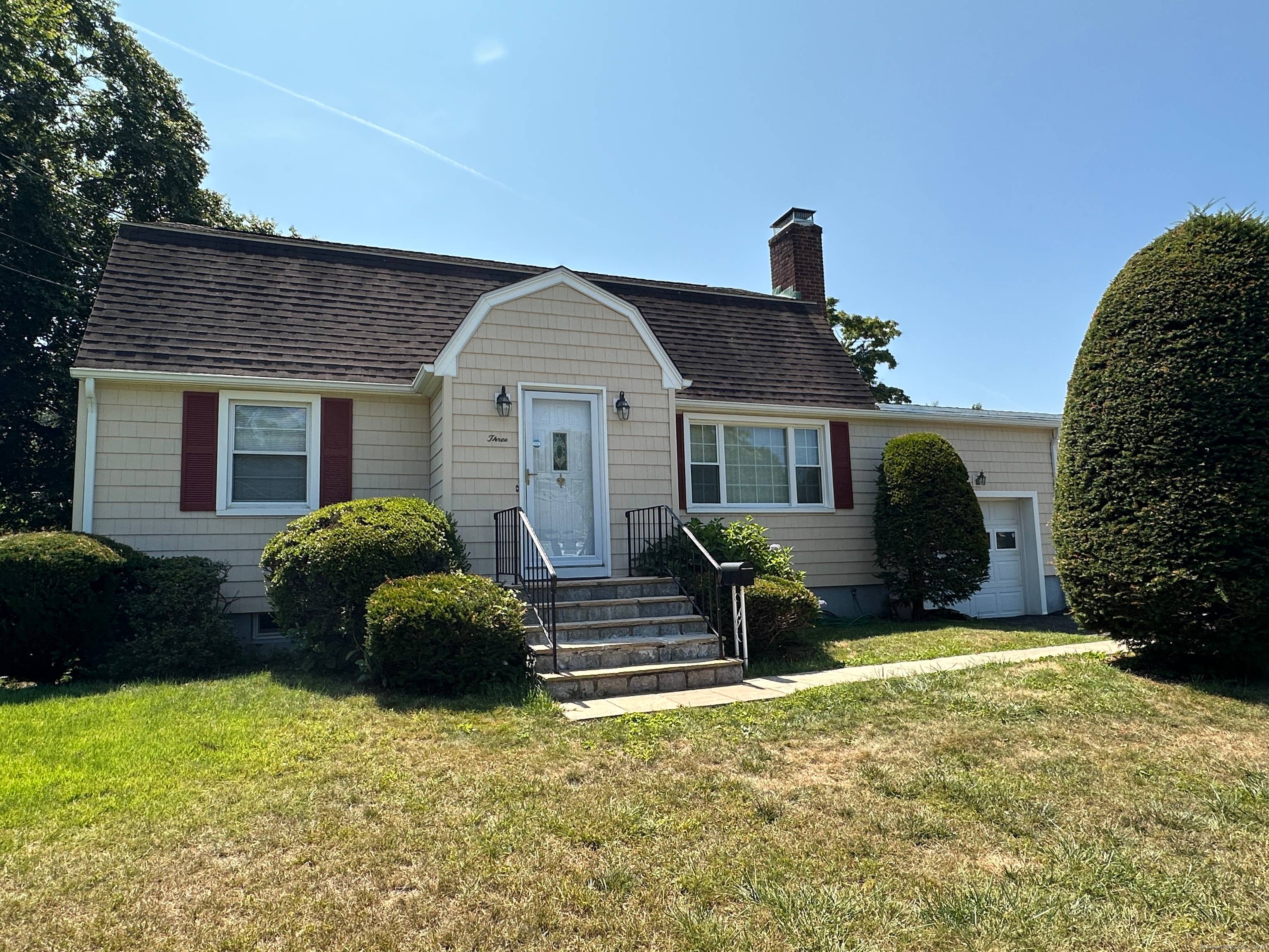 Nestled on a quiet street in Norwalk's desirable Spring Hill neighborhood, this charming Cape Cod Colonial offers 1, 583 sq ft of comfortable living space with 4 bedrooms two on ...