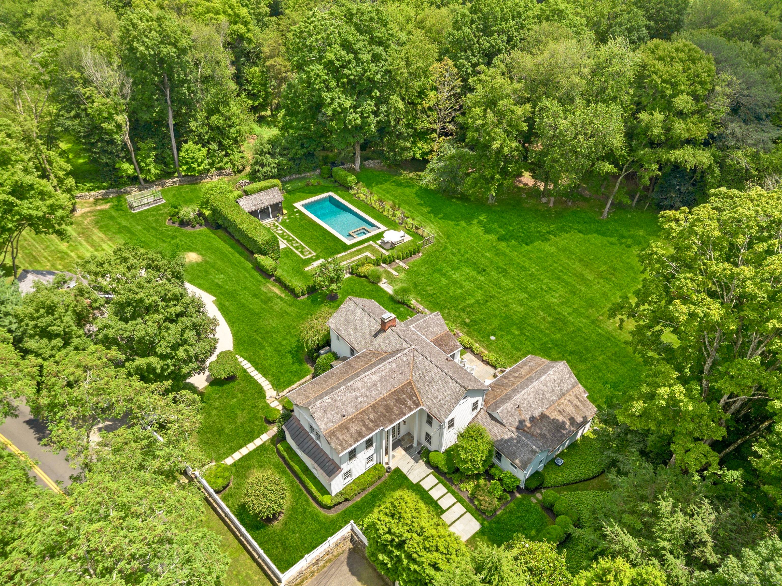 Located in the heart of Greenfield Hill, Upper Meadow Farm is a rare blend of timeless character and modern comfort.