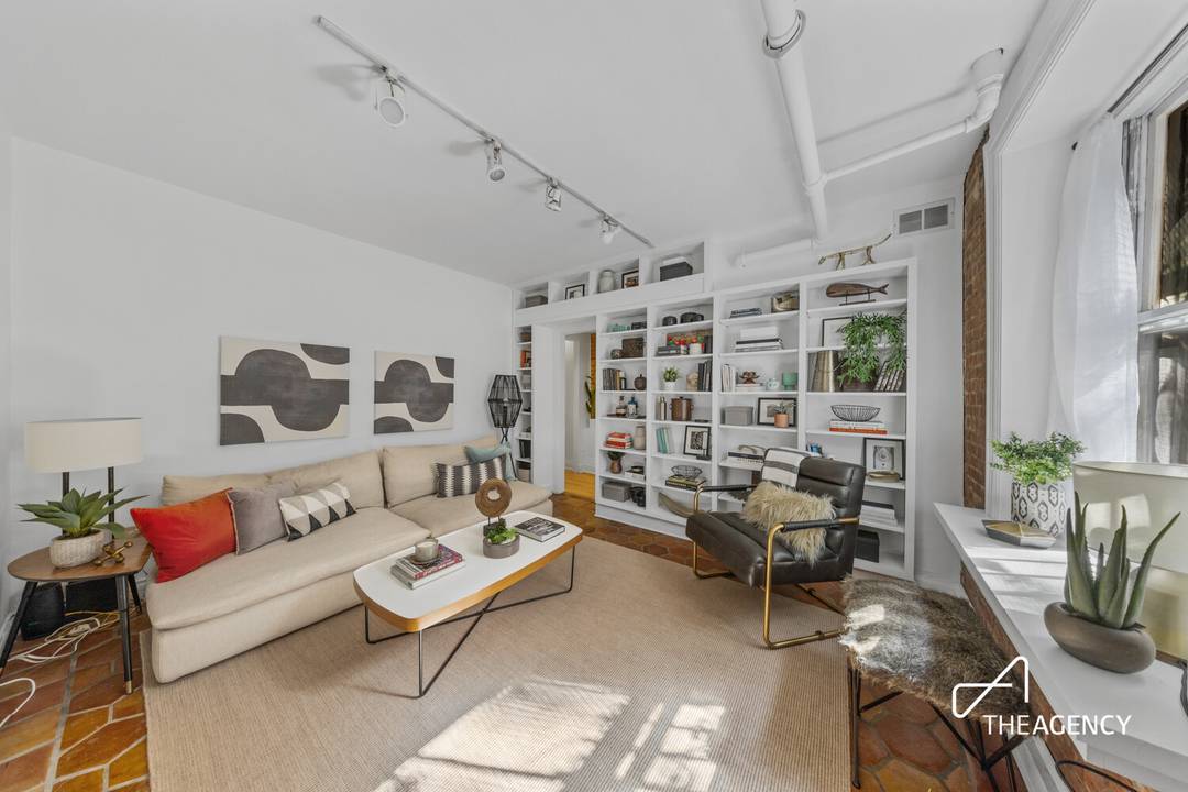 79 Perry Street 1B is the kind of West Village home you picture in a movie montage except this time, you are the star.