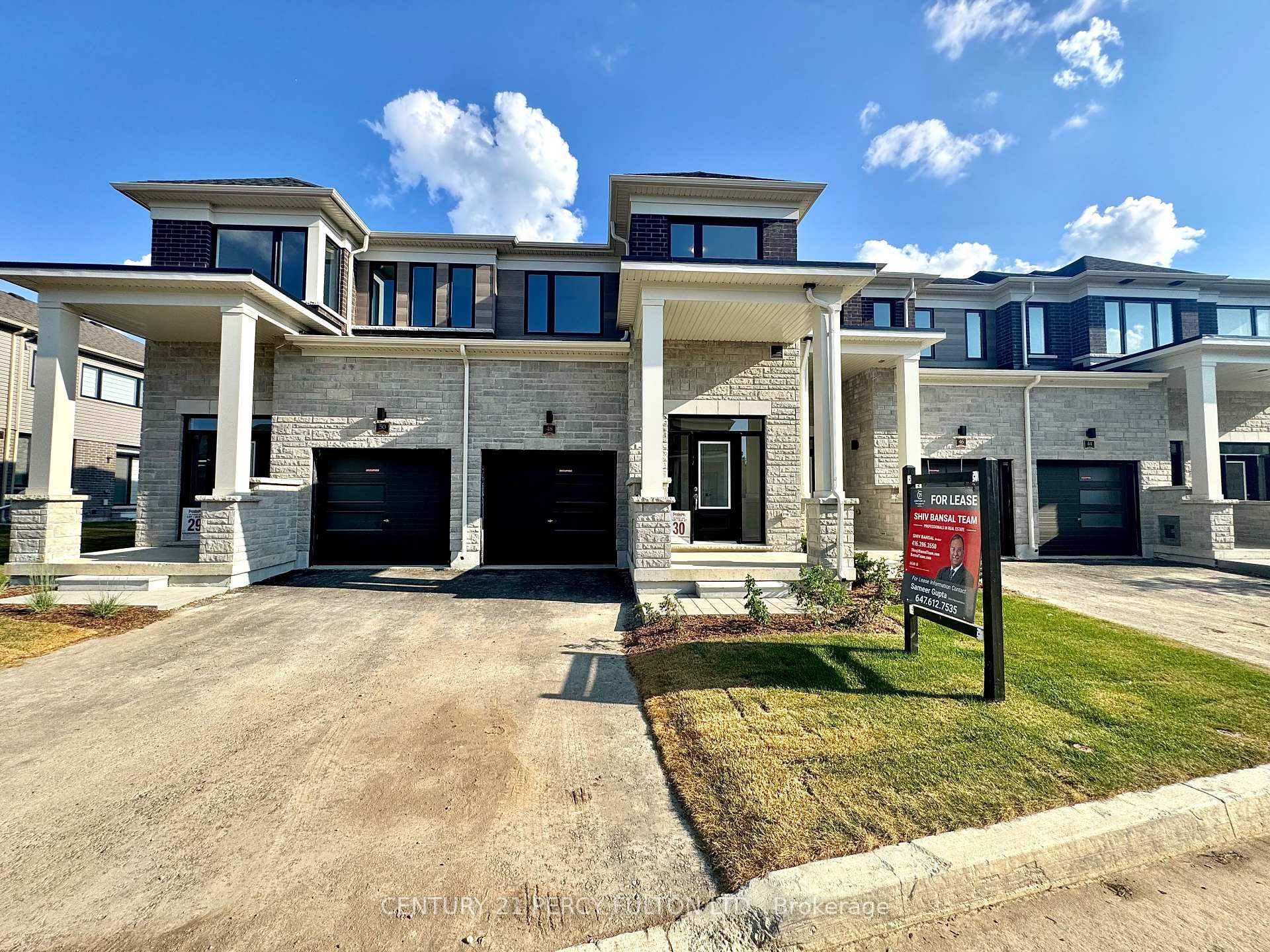 Welcome to Brand New, Never lived 3 bedroom, 3 bathroom 2 storey Townhome by Fernbrook Homes, located in Lindsays highly sought after North Ward community.