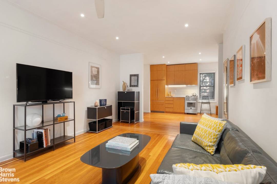 Located in a lower eastside sanctuary, this recently renovated corner two bedroom features the old world charm of lofty ceilings and beautiful oak flooring blended with new world updates and ...
