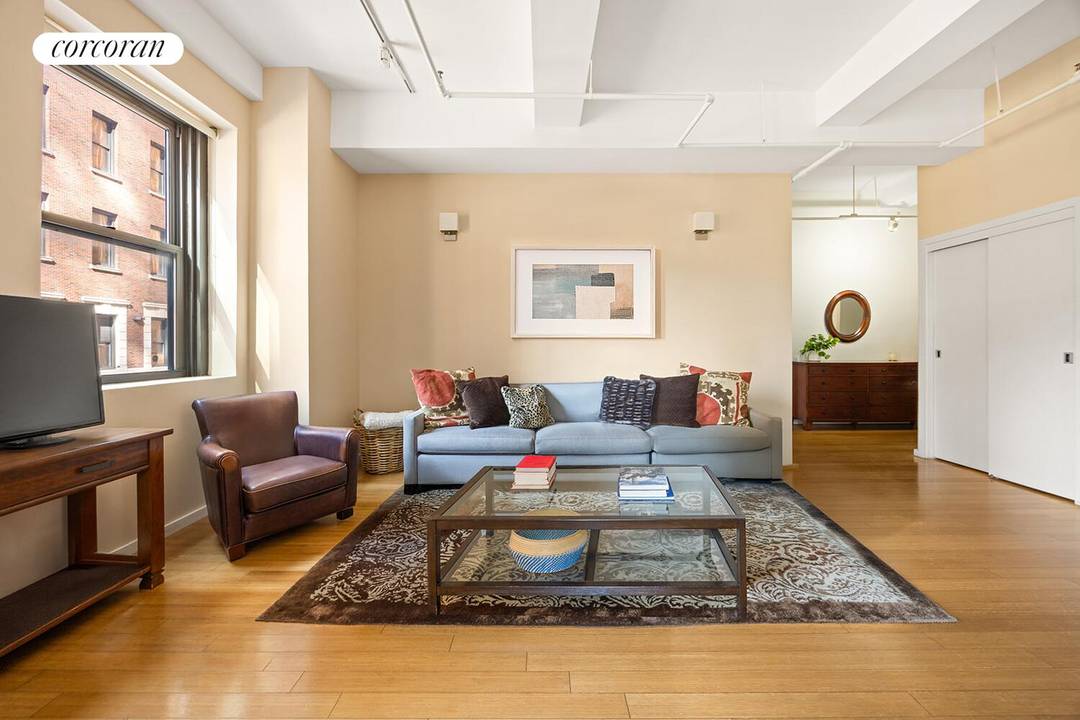 Live in the BellTel Lofts, a beautiful landmarked Art Deco building in the heart of downtown Brooklyn.