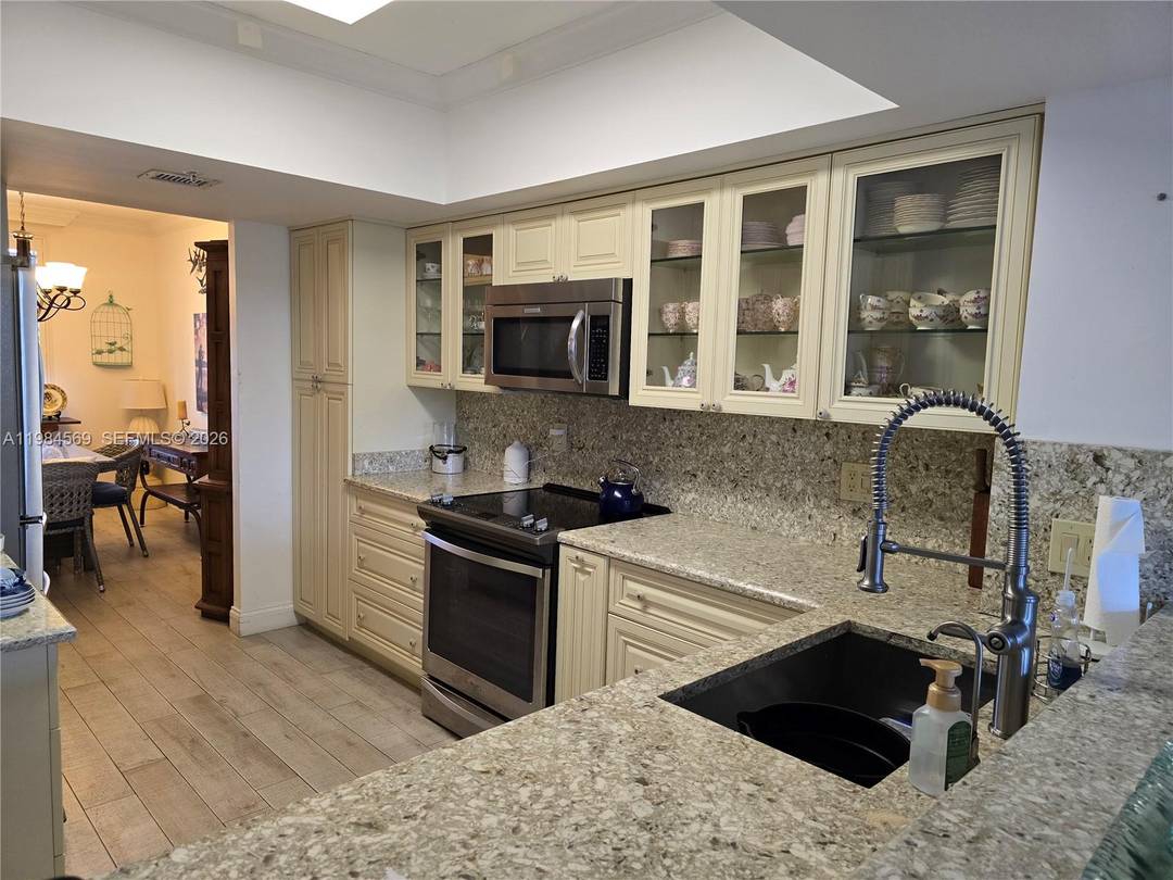 Must see ! Lowest priced unit in building Priced to sell Seller motivated make an offer today !