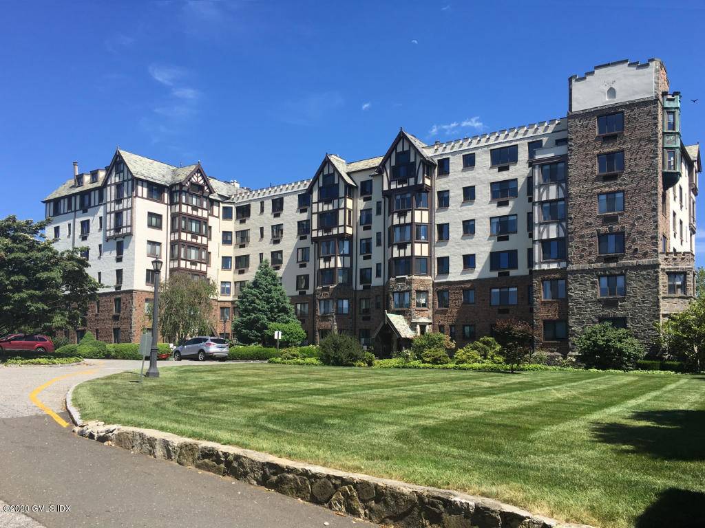 Enjoy in town living at the coveted Greenwich Lodge condominiums.