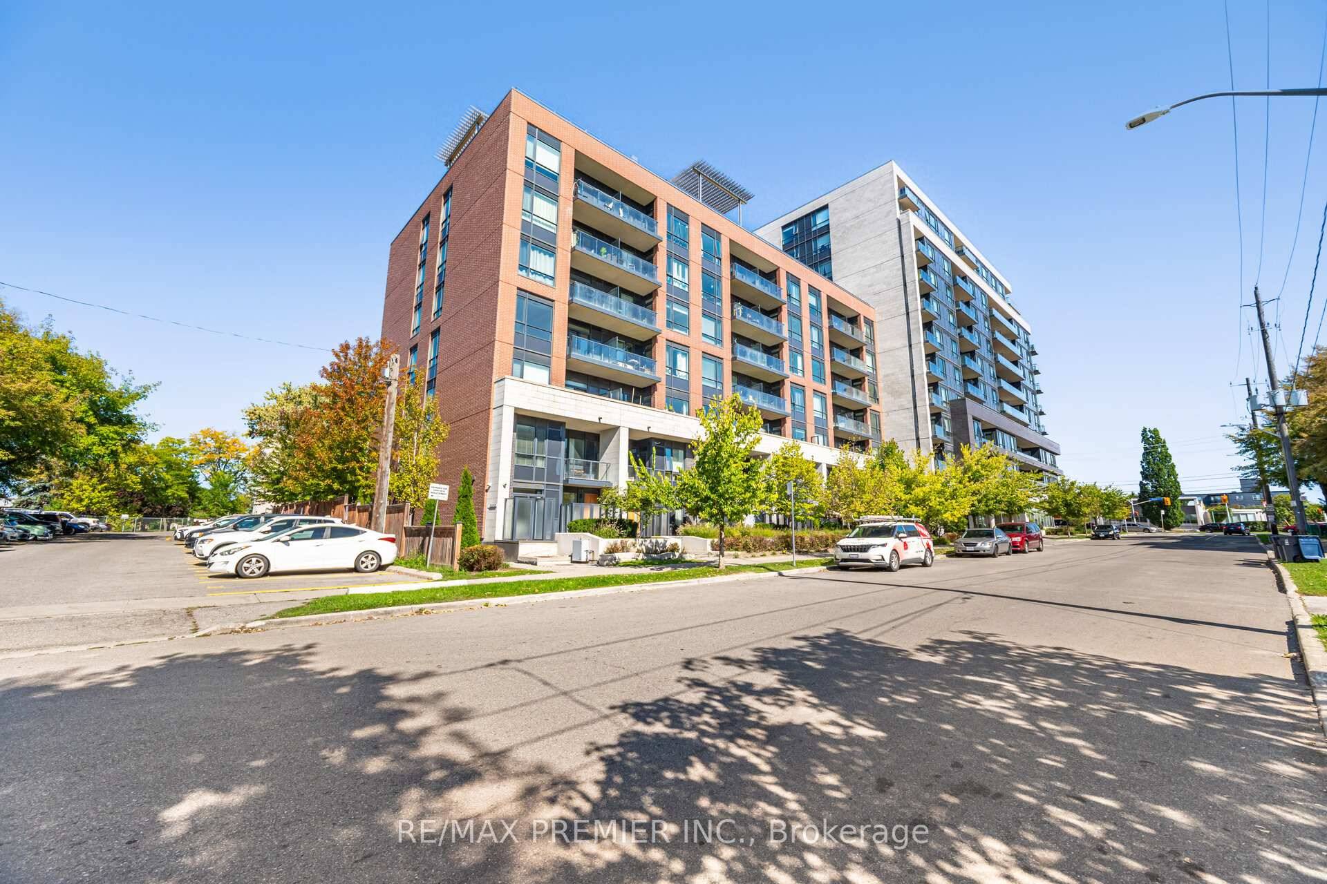 This fully renovated 2 bedroom, 2 bath condo townhouse with soaring ceilings is the perfect blend of comfort and style.