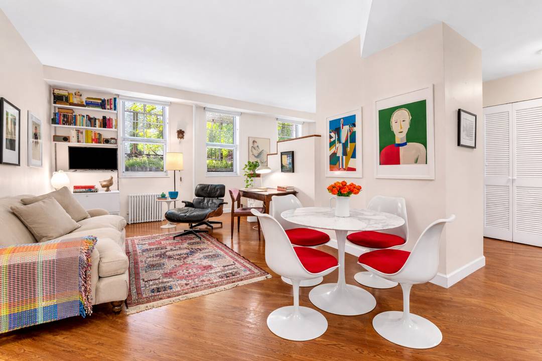 GRAMERCY PARK SPACIOUS RENOVATED CONVERTIBLE 1BR Welcome to this SPACIOUS and RENOVATED loft style studio convertible 1BR located in the desirable GRAMERCY PARK neighborhood, offering low maintenance.