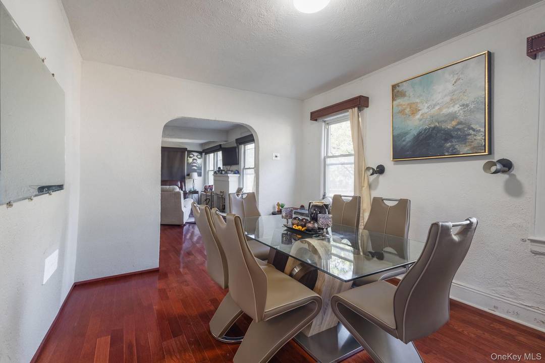 Sunny Detached Colonial on a Corner Lot amp ; Located in the Heart of Laurelton Springfield Gardens.