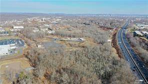 One of the last, substantial undeveloped sites situated along the I 95 corridor between New York City to New London, CT.