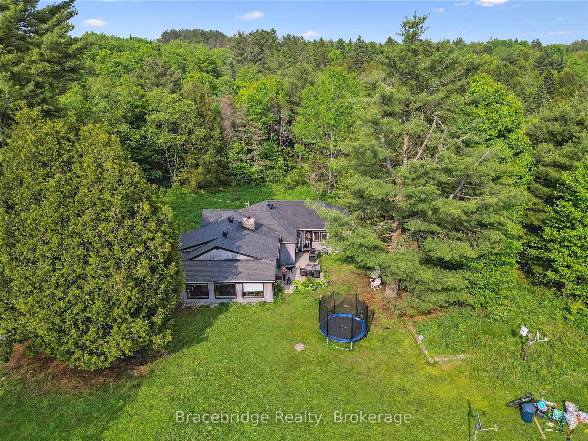 An excellent opportunity for first time buyers or investors this updated 3 bedroom, 1 bath home sits on just over half an acre in a quiet rural setting, only 12 ...