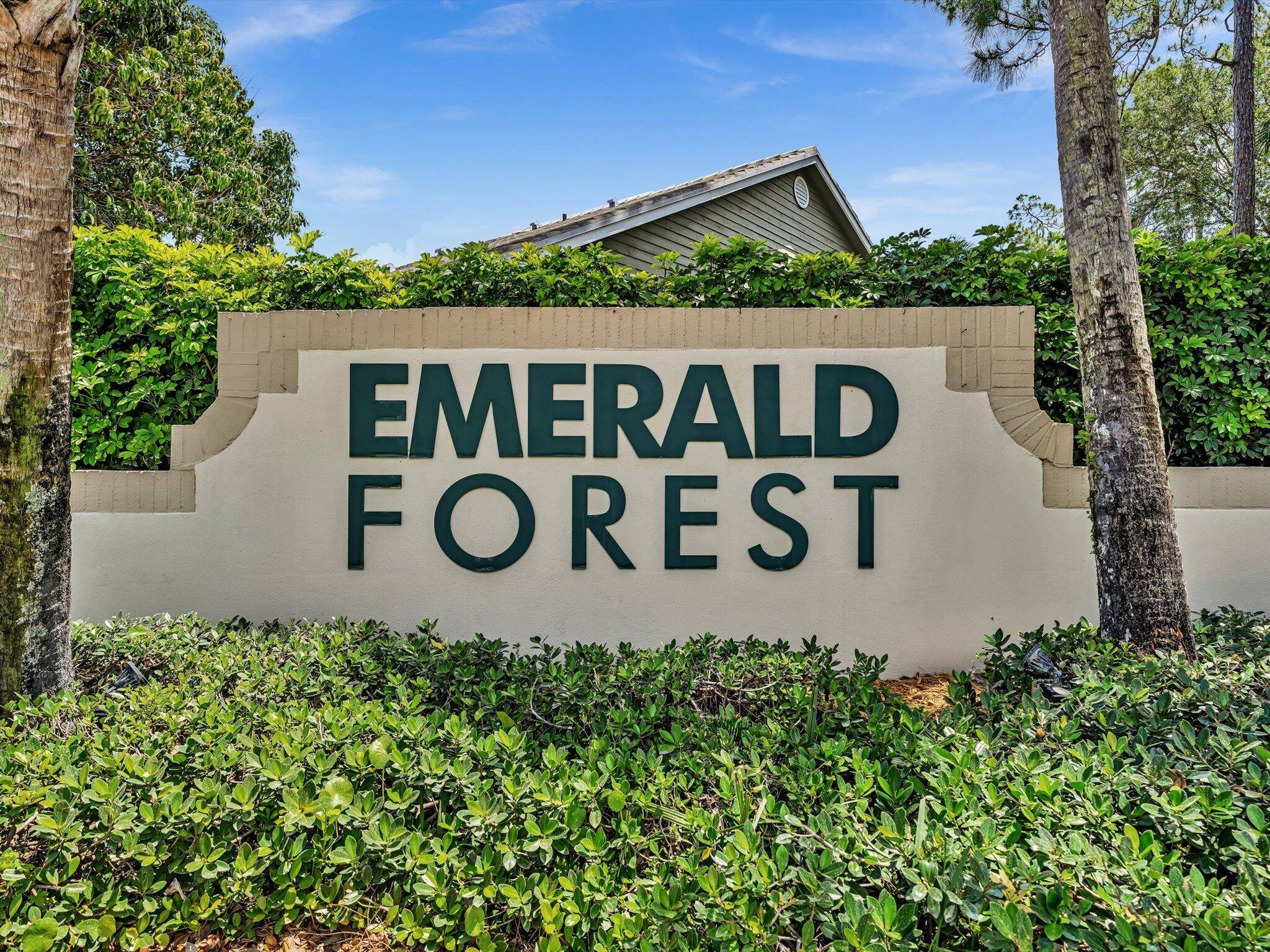 SELLER IS OFFERING 15, 000 SELLER CONCESSIONS FOR CLOSING COSTS AND OR INTEREST RATE BUY DOWN !