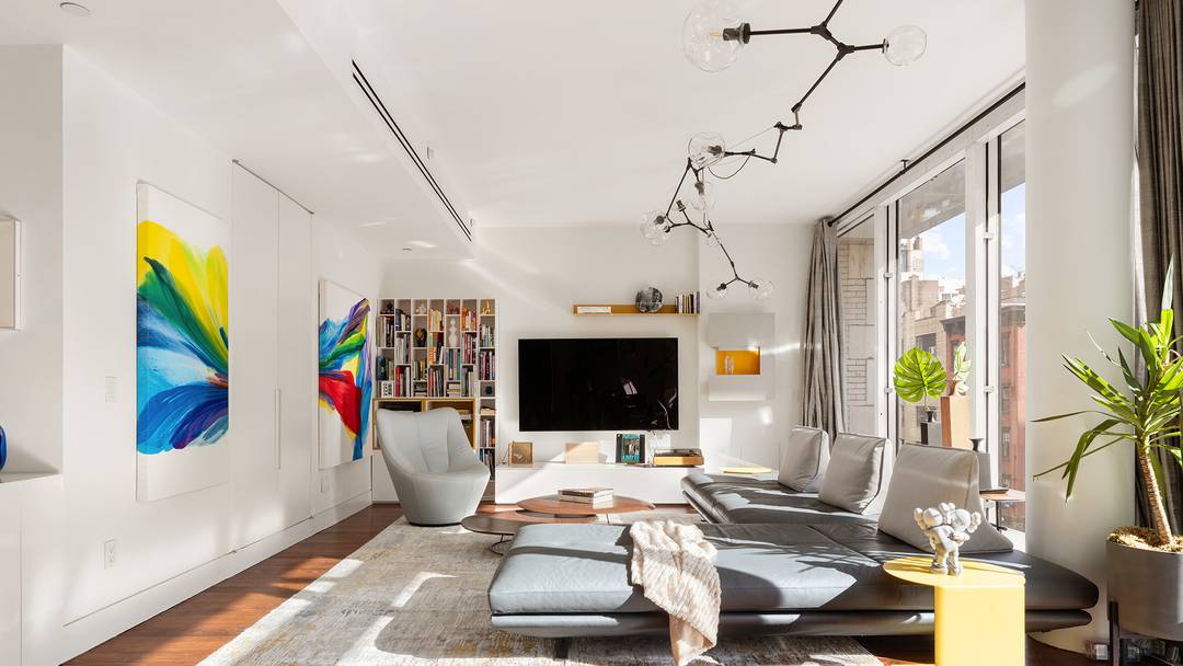 Introducing Residence 4 at 57 Irving Place a full floor, private elevator entry residence in a modern boutique condominium in the heart of tranquil and sought after Gramercy Park.