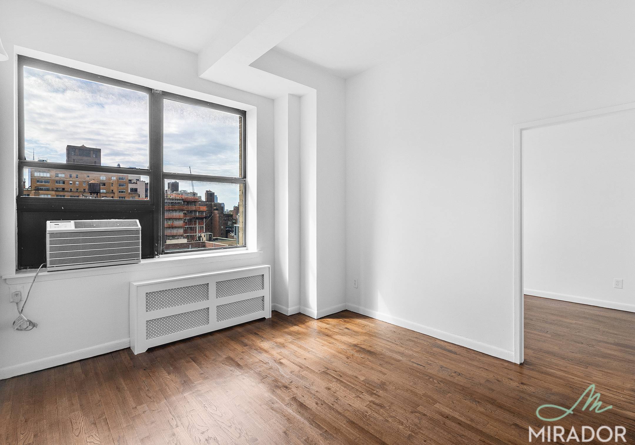 Gorgeous, light flooded, South facing one bedroom now available at True North Flatiron 43.