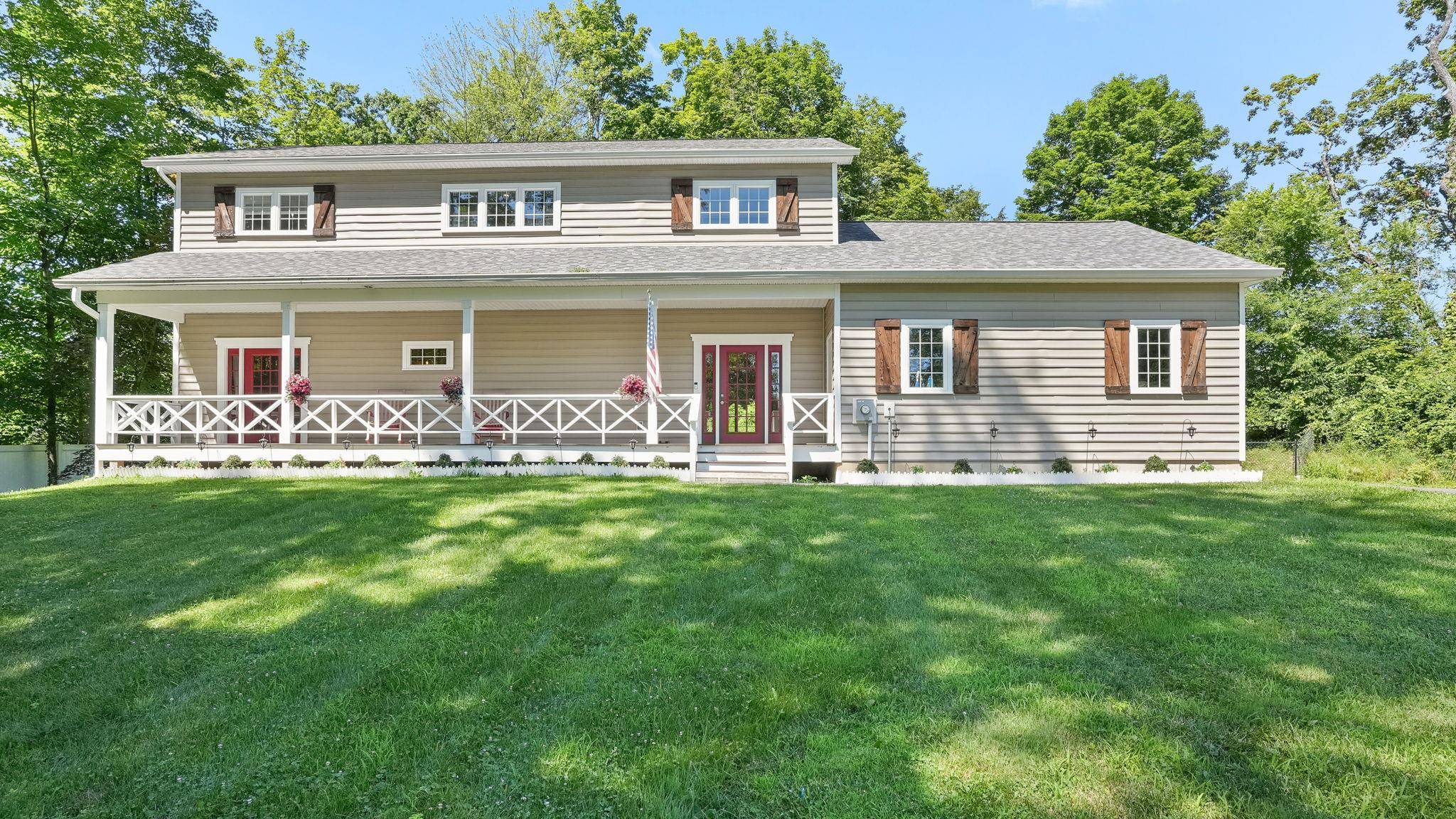 This will be like purchasing a brand new home ; built in 2020 this home has all the amenities a discriminating buyer is looking for from the large airy entry ...