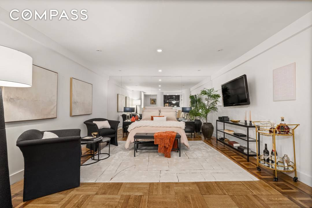 Huge Studio approximately 697 SF in elegant Carnegie Hill Art Deco landmark built in 1937.
