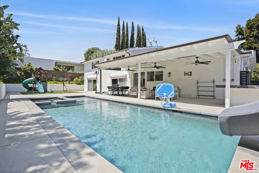 16544   Park Lane Dr 5BR Brentwood La