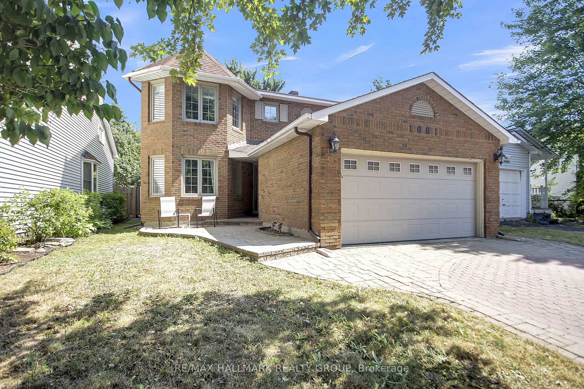 Welcome to this beautifully updated and spacious 3 bedroom, 4 bathroom home, featuring a newly finished basement and a double garage !