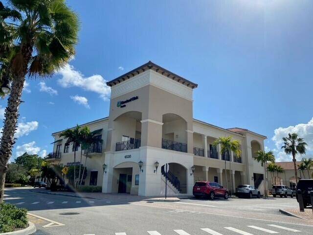 1, 378 SF of ground floor space located in a 2 story Medical Office Building with Cleveland Clinic as a neighboring tenant.