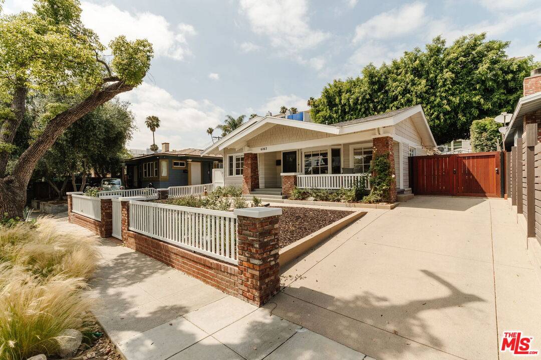 6065   Selma Ave 4BR Hollywood Hills East La