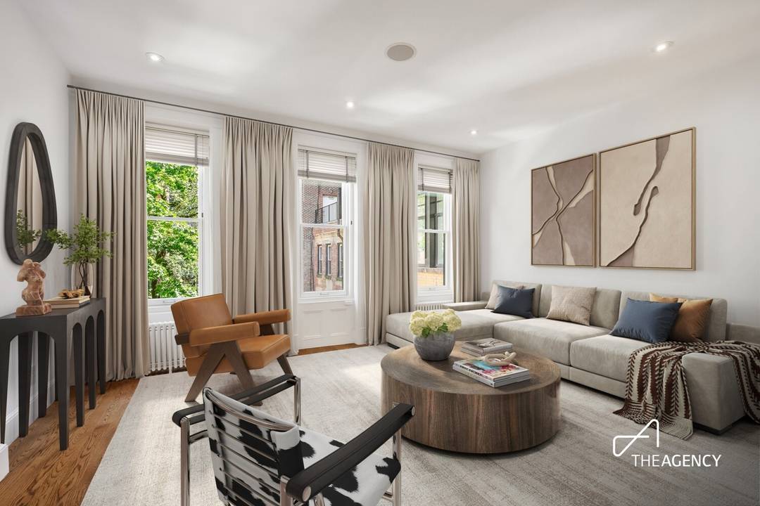 Boutique Madison Avenue living in this intimate one bedroom condominium that blends classic charm with modern convenience.