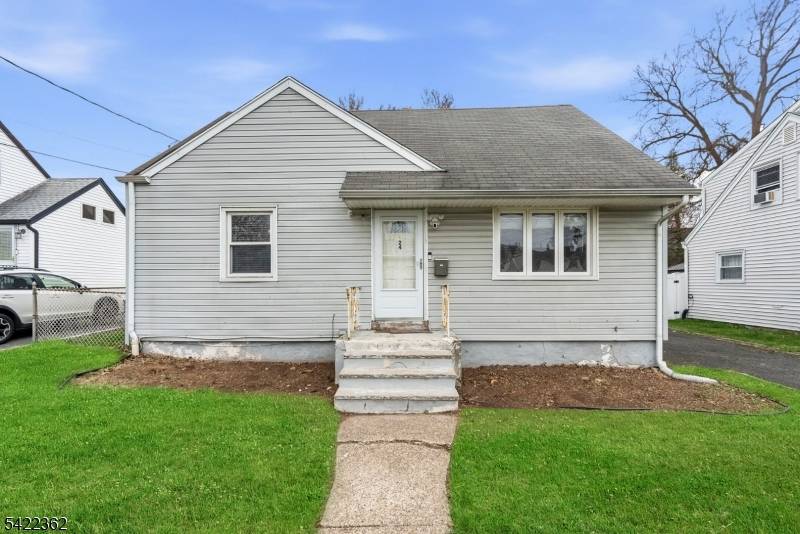 Located in Bloomfield's highly sought after Brookdale section, just moments from Brookdale Park and the Montclair border, this beautifully laid out 4 bedroom, 3 bath Cape Cod offers the perfect ...