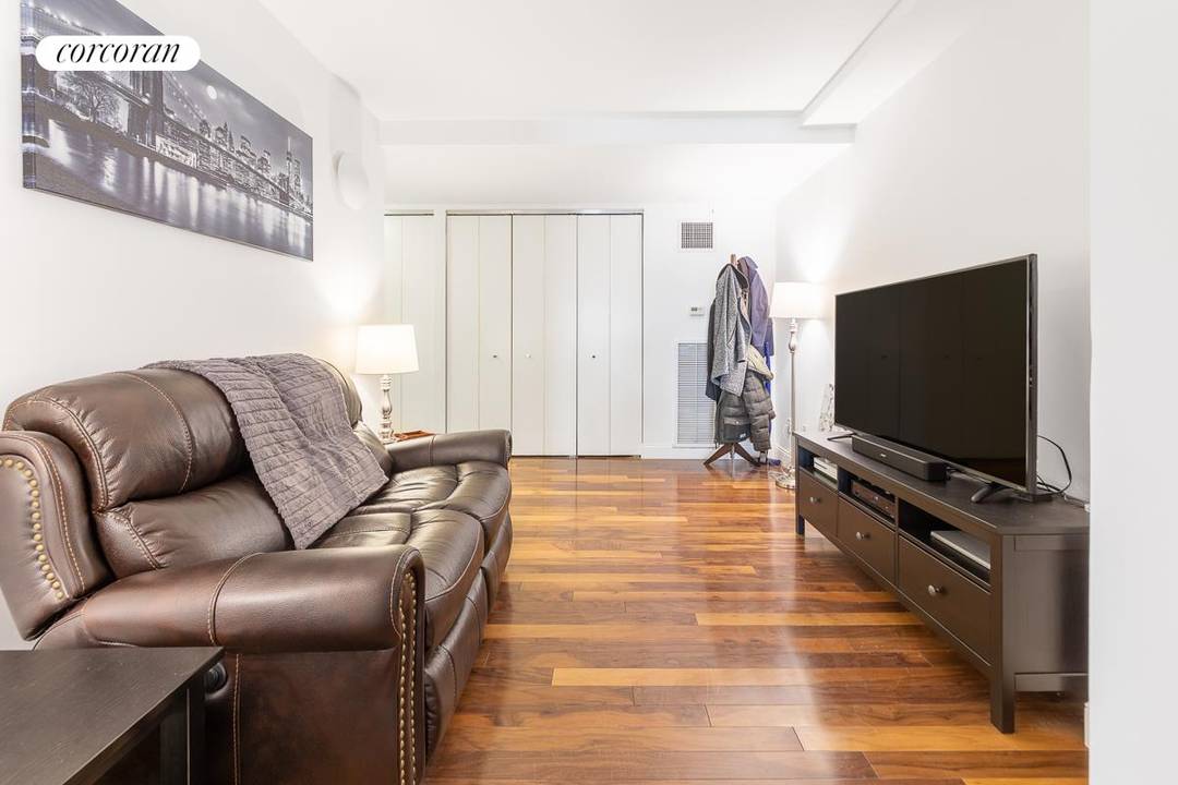 Welcome to a Stunning Convertible studio.