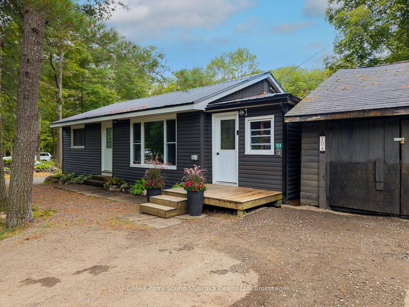 Just minutes from Parry Sound amp ; Highway 400, this beautifully updated 2 bedroom bungalow is the perfect mix of convenience, comfort, and outdoor space.