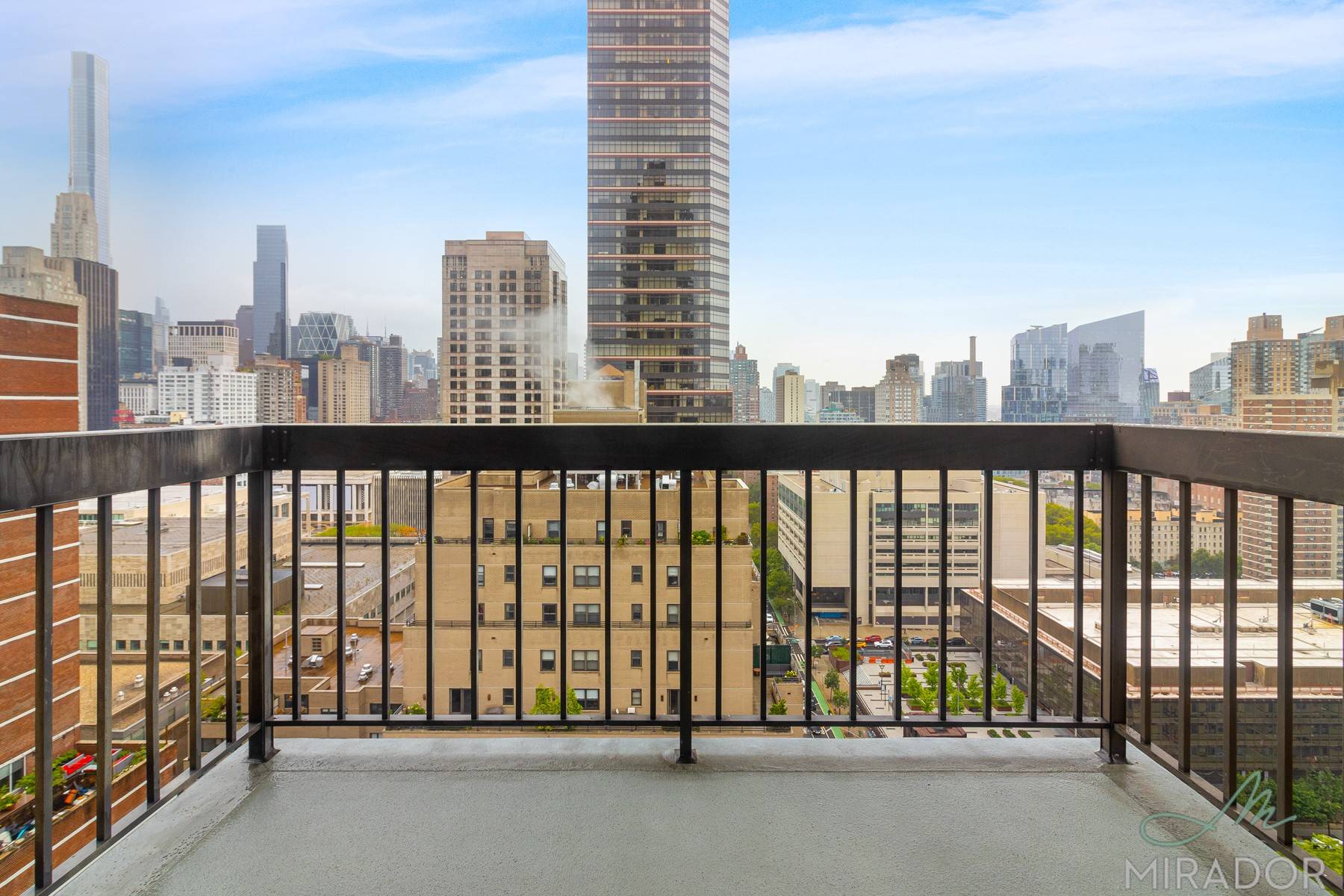 Tower 67 is an impressive 49 story full service rental building located at 145 West 67th Street on the Upper West Side.