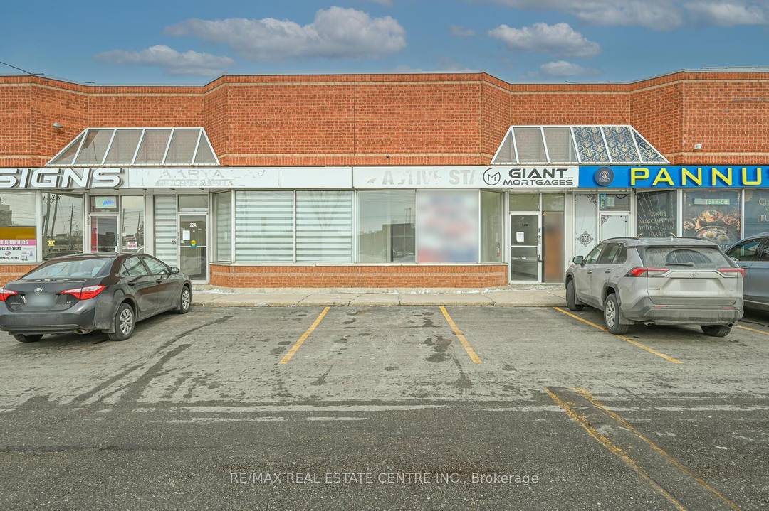 Highly Sought After Location Brampton Steeles amp ; Torbram Seize this incredible investment opportunity in one of Brampton's busiest strip plazas !