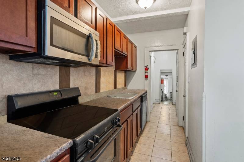 Treacy Ave Newark City New Jersey Multi-Story