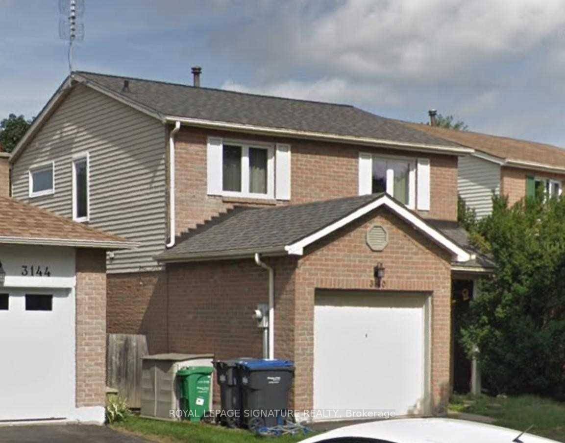 Beautiful detached home located in the high demand area of Family Neighborhood of Meadowvale !
