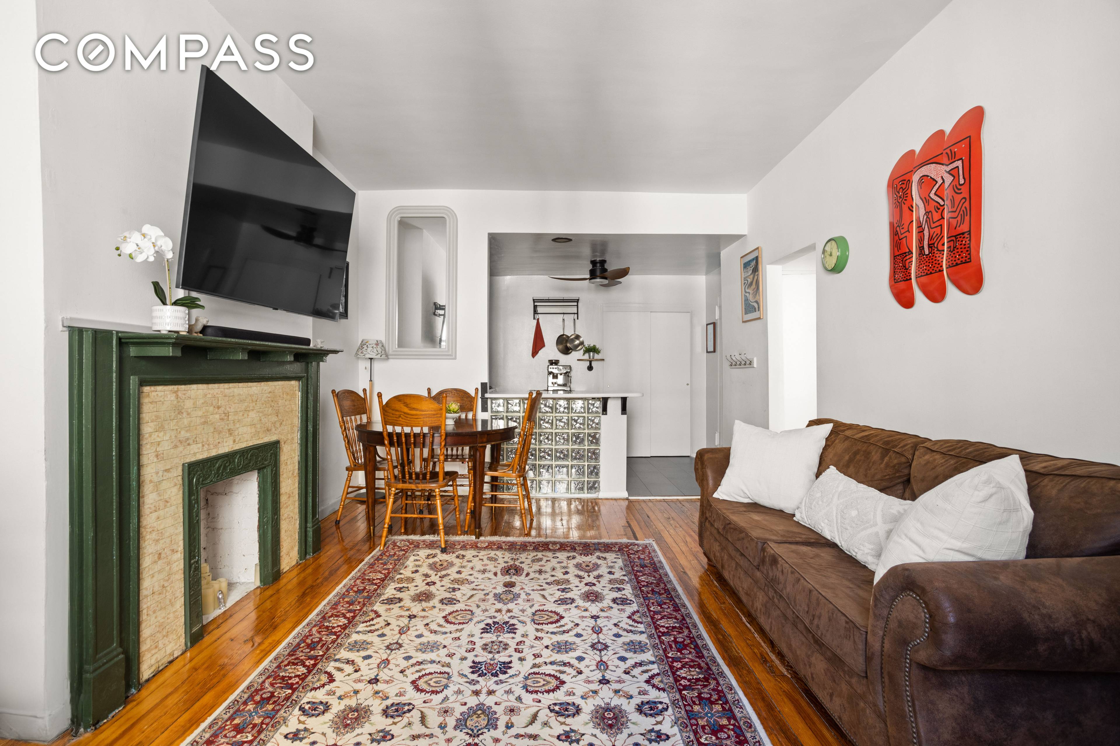 This elegant one bedroom apartment offers a serene retreat on a picturesque, tree lined block with Riverside Park at the end of the block.
