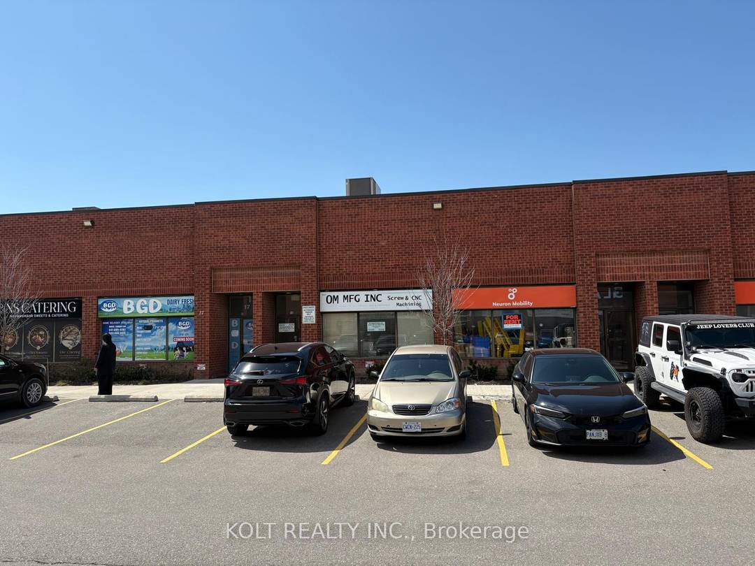 Prime industrial double unit opportunity in a highly desirable Brampton location on Steeles Avenue.