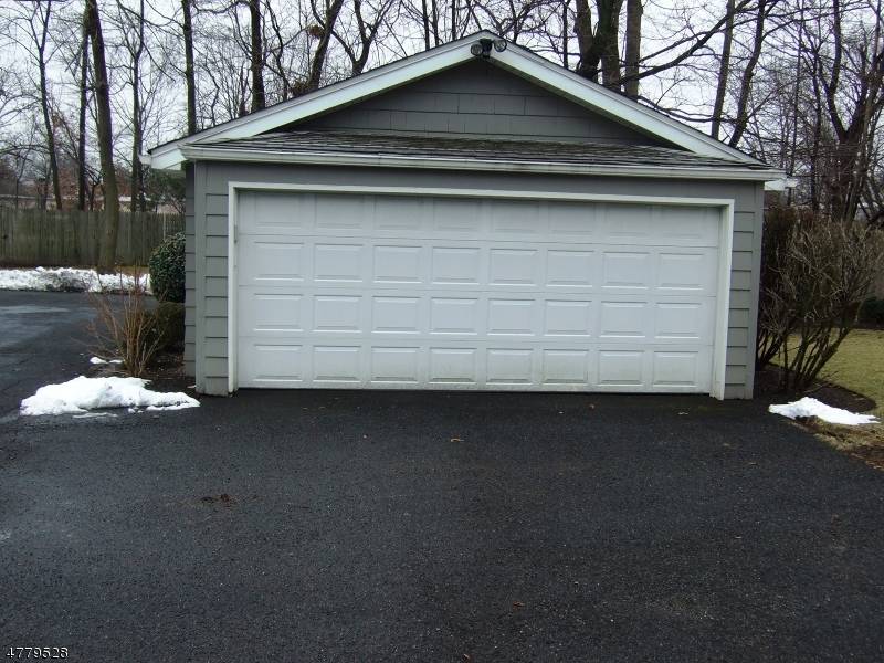 Redone 3 Bedroom 2 1 2 Baths.