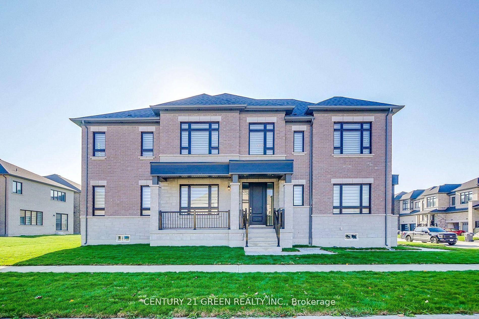Welcome to luxury living at its finest !