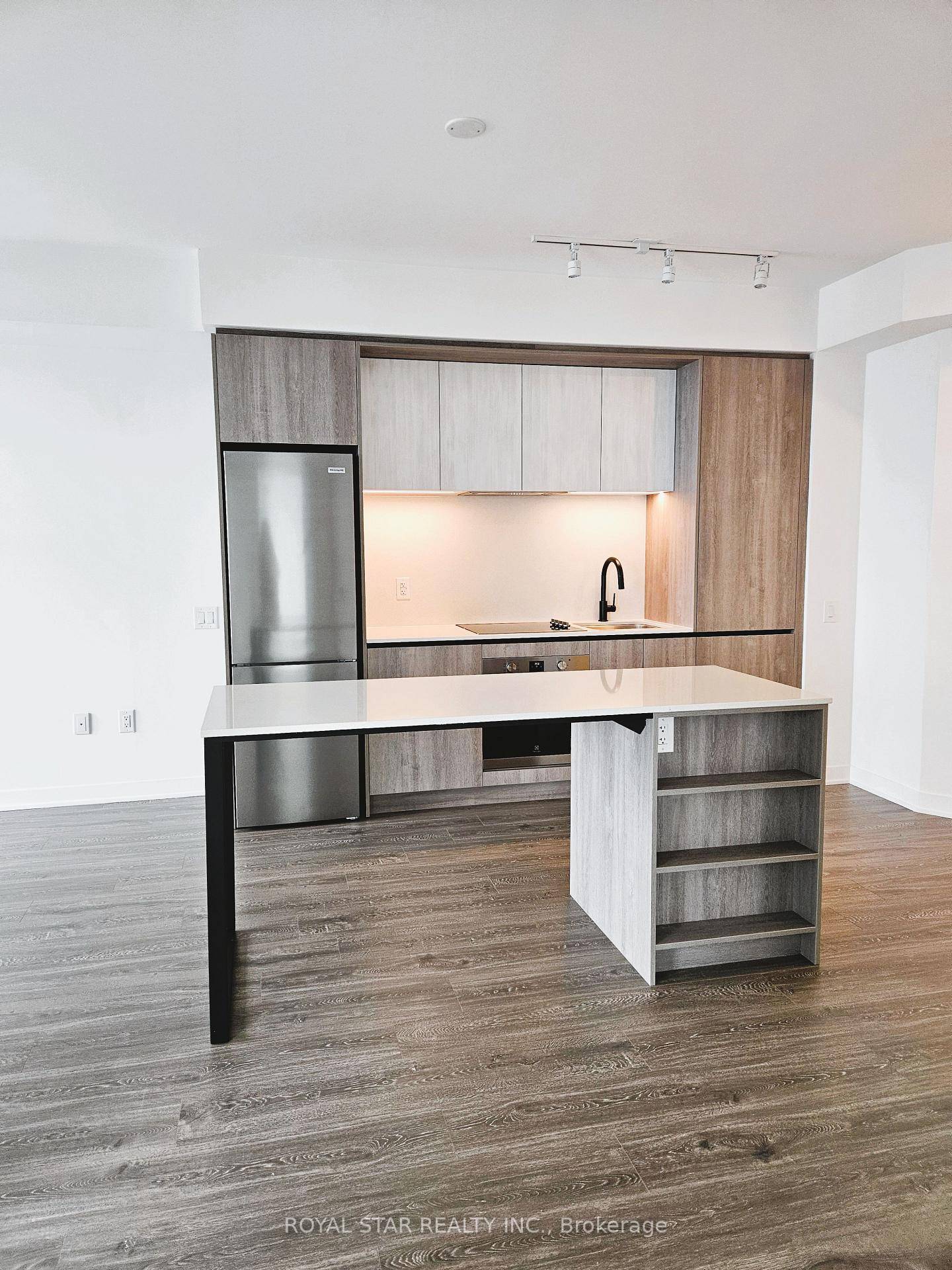 Gorgeous Brand New Condo Where Luxury Meets Comfort.