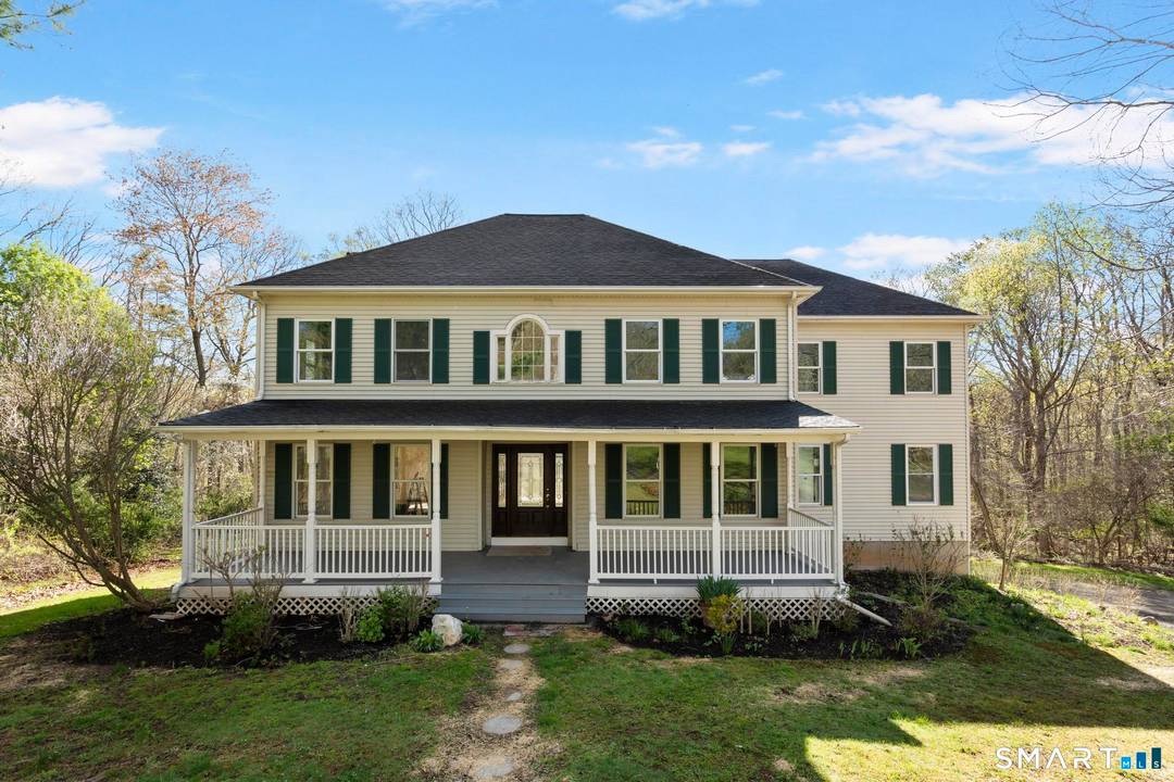 Set at the end of a quiet cul de sac, this beautifully renovated 5 bedroom, 3.