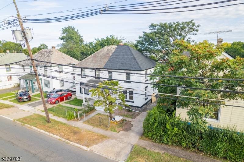 Welcome to fully renovated 3 bedroom 2 full bath.