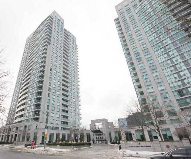 Location Location ! ! ! Beautiful 2 Bedroom, 2 Bath Luxury Spectrum Condo With Spectacular Unobstructed Southwest Panoramic Views.