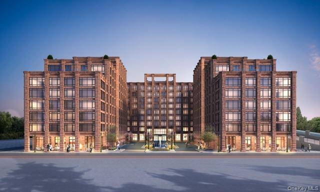 LUXURY BUILDING WITH LIVE IN SUPER AND 24 7 DOORMAN.