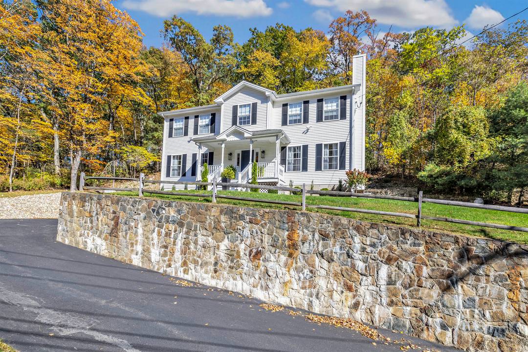 Beautifully Renovated Colonial in Prime Trumbull Location awaits !