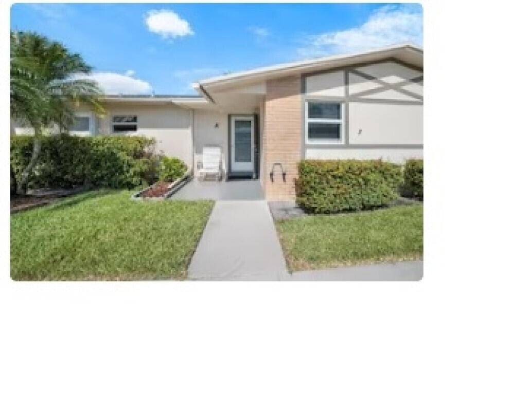 Handyman Special. Welcome to this charming home in the vibrant Dudley Villas active adult community !