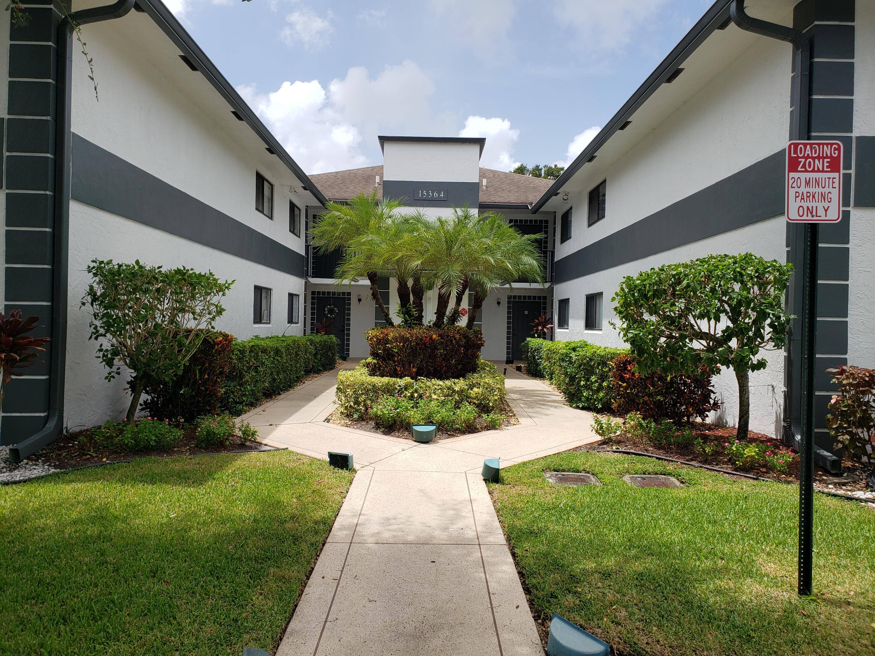 Must see 2nd Floor 2 Bedroom condo Elevator Building in the Active 55 community of Lakes of Delray.