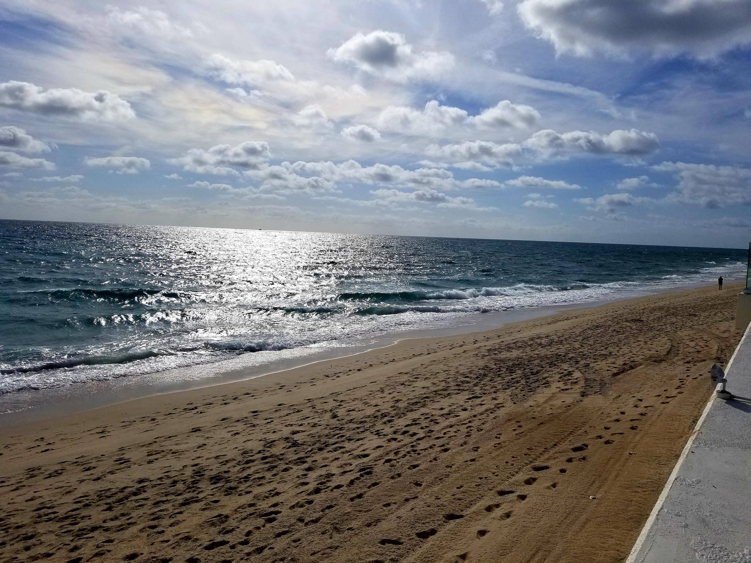 This beautiful Palm Beach apartment is truly breath taking.